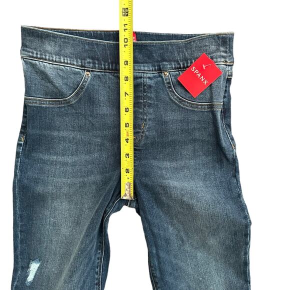 NEW Spanx Distressed Pull On Skinny Jeans Medium Wash Raw Hem Size Small  $128 - Picture 6 of 10